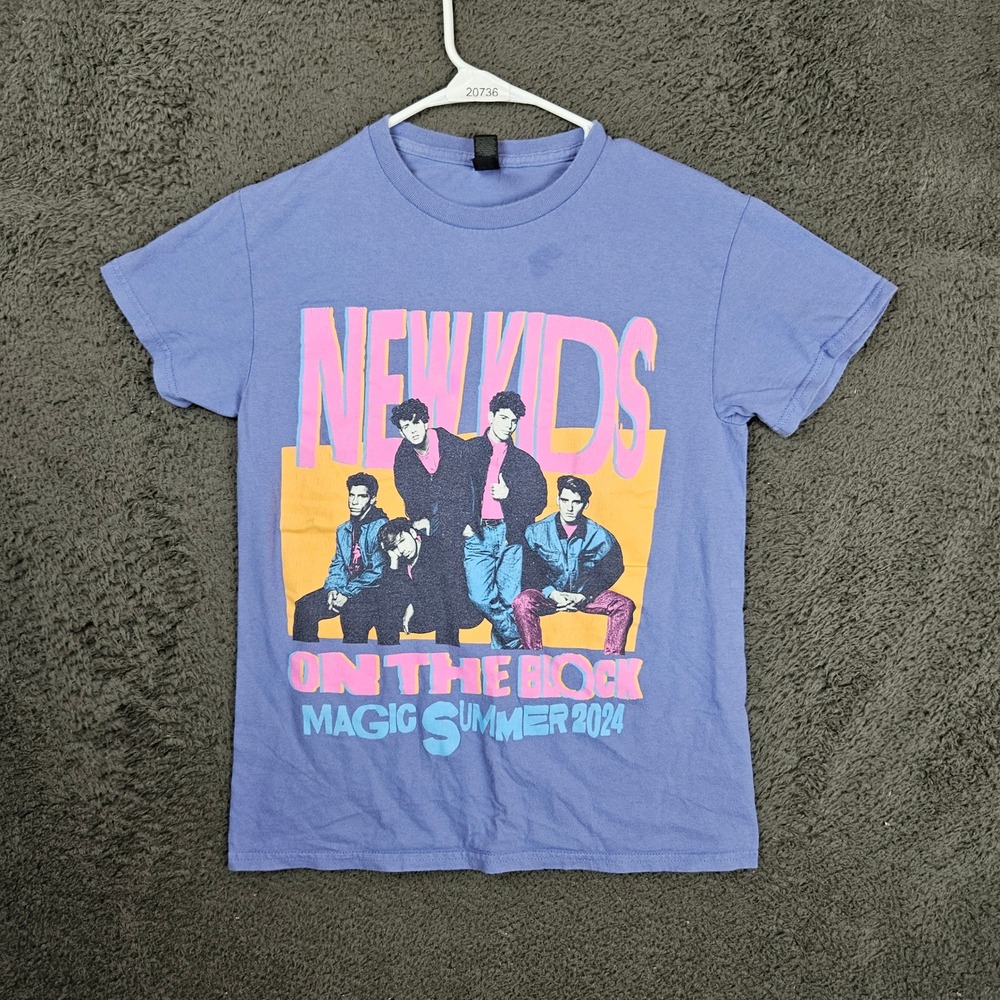 New Kids on the Block‎ Magic Summer 2024 Tour Graphic T-Shirt Blue Small